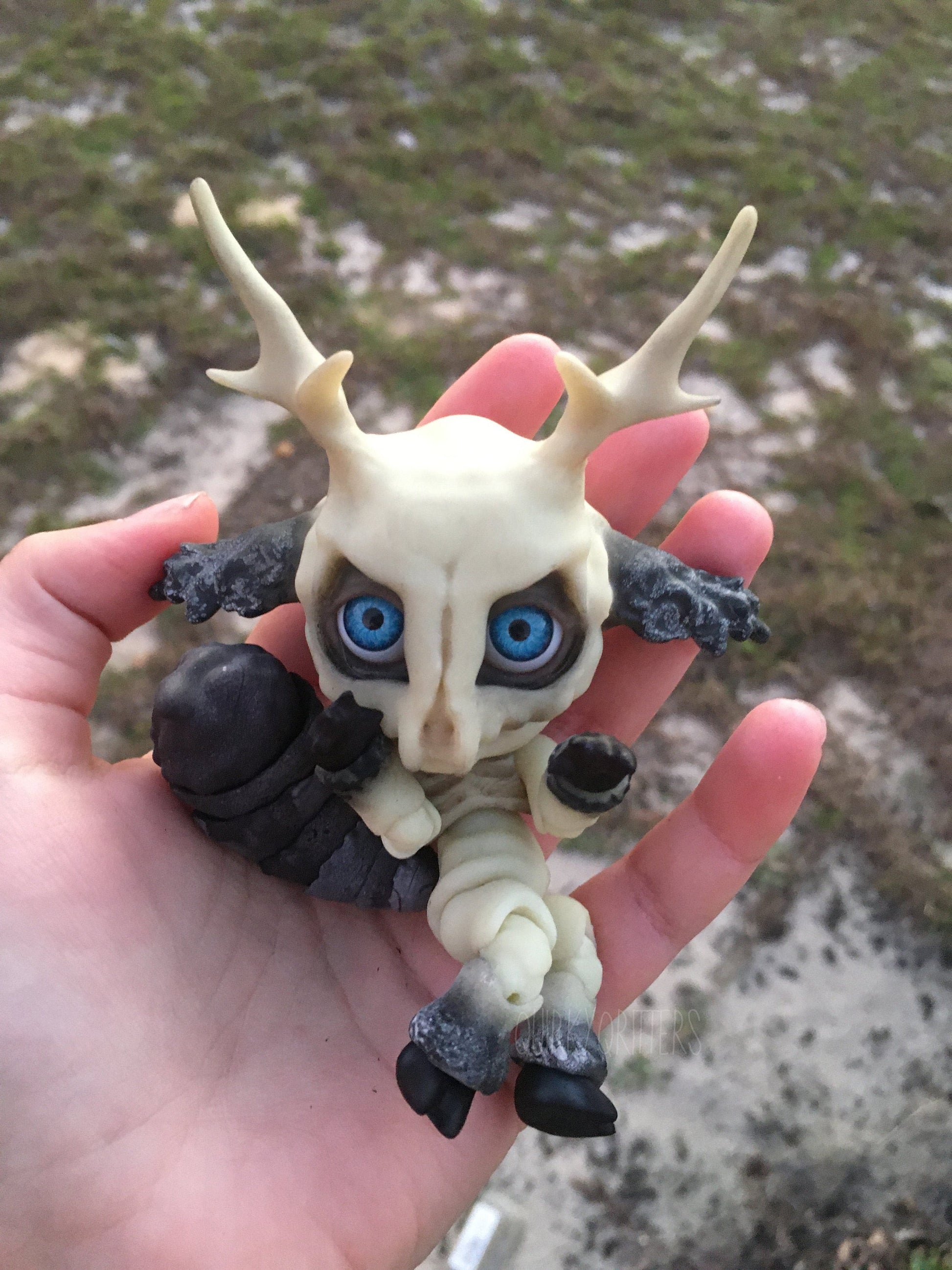 Skullith: A Cute Cryptid Ball Joint Doll
